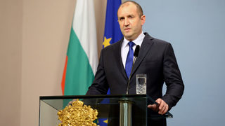 Президентът наложи вето върху промените в Закона <span class="highlight">за</span> <span class="highlight">околната</span> <span class="highlight">среда</span>