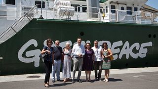 Ветроходът Rainbow Warrior на Грийнпийс посети Бургас