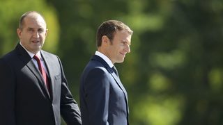 Макрон приключва в България обиколка с няколко цели