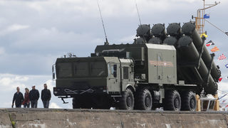 Русия е декларирала в ООН по-малко от половината от военните си разходи, сочи анализ