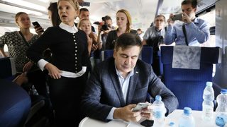 Саакашвили ще опита да обедини опозицията в Украйна срещу Порошенко