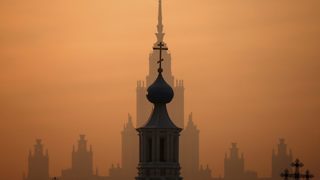 Как руските "православни талибани" спряха филм за цар Николай Втори