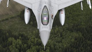 Румъния преговаря със САЩ покупката на още 36 самолета F-16