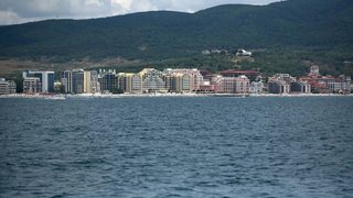 Проверка установи нередности в 10 хотела на Слънчев бряг