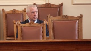 И фирмите в неплатежоспособност масово злоупотребявали с болнични