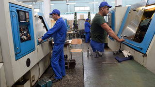 Брюксел засилва защитата на работниците от <span class="highlight">канцерогени</span> и мутагени