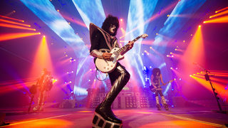 <span class="highlight">KISS</span> rocks vegas
