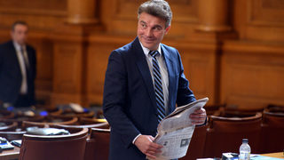 Депутат от БСП одобри руската позиция за спасяването <span class="highlight">на</span> <span class="highlight">евреите</span> и сметна, че 80% от населението са дебили