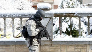 Полицейска операция срещу крадци на банкомати се провежда край село <span class="highlight">Боснек</span> (обновена)