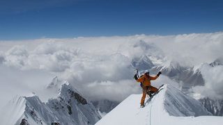 Първата жена, изкачила всички осемхилядници без кислород, ще гостува на "Банско филм фест"
