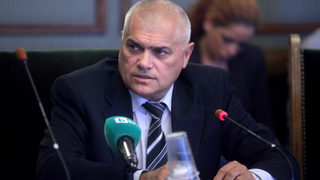 Предписания и подобрения за опасните участъци по пътищата обеща Валентин Радев