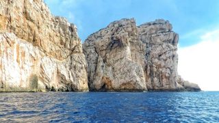 Читателска фотогалерия: Пещерата на Нептун