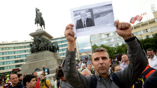 Бащите на "патриотите" са умирали за Пирин, а те искат да го раздават, обяви Боян Петров