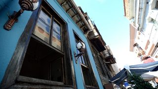 Поевтинялата лира превърна Одрин в място за пазаруване за българите