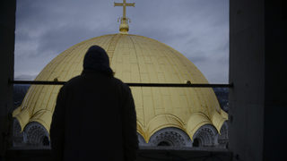 Видео: Празничните камбани на София