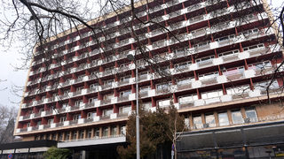 Евелин Банев - Брендо купи софийския хотел "Рила" от Васил Божков