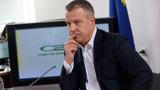 Емил Кошлуков става водещ по БНТ от понеделник (обновена)