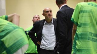 "Лукойл" не спонсорира автентичния "Левски", смята Любомир Минчев