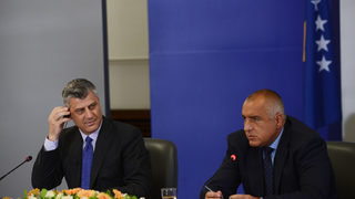 Борисов продължава в Прищина разговорите за кризата с Косово