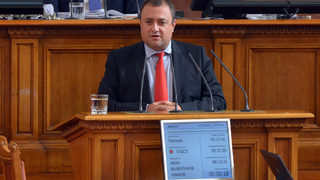 БСП внася сигнал в прокуратурата за отношенията между Цветанов и вътрешен за "Наглите" човек