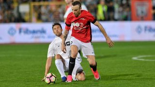 Бербатов е далеч от отказване от футбола