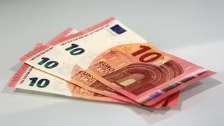 ЕС извади Панама и още седем страни от черния списък с данъчни убежища
