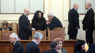Отсъствието на Борисов от дебатите по вота на недоверие разгневи БСП (обновена)