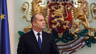 Не обидих парламента, а направих констатация, обяви президентът