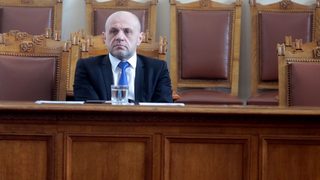 Истанбулската конвенция бе използвана, за да модерира страховете на хората, смята Томислав Дончев