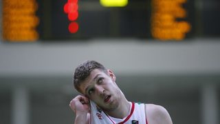 "Барселона" се разделя с Александър Везенков