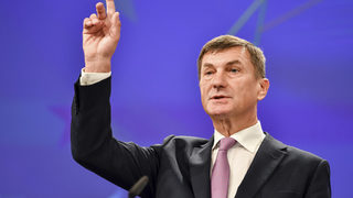 Брюксел поиска социалните мрежи да премахват <span class="highlight">терористично</span> <span class="highlight">съдържание</span> в рамките на час
