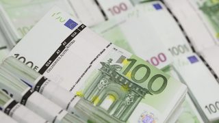 ЕС добави 4 юрисдикции в черния списък с данъчни убежища, Турция получи още време