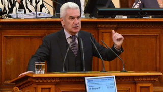 Сидеров поиска Валери Симеонов да не е вицепремиер, не намира нищо нередно в поведението на руския патриарх