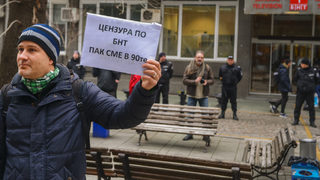 Европредседателството нарушило плурализма в БНТ, СЕМ все още проверява Кошлуков