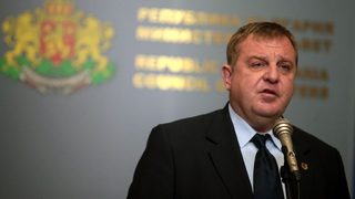 Цитат на деня: Да вкараме младежите в казармата, за да възстановим мъжкия им вид