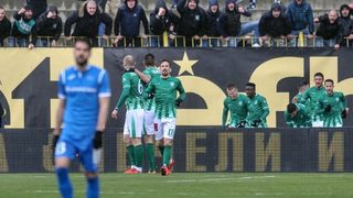 "Берое" нанесе първа загуба на "Левски" на "Герена" и завърза битката за третото място