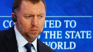 Основната компания на санкционирания Дерипаска рухна на борсата и обяви опасност от фалит