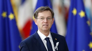 Словения отива на предсрочни избори на 3 юни