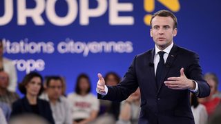 Германия бави големите планове на Макрон