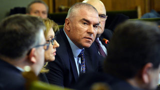 Марешки ще отваря и магазини за храни