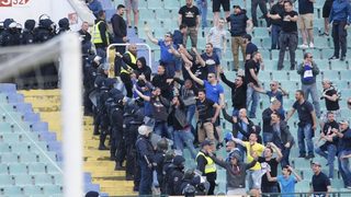 Друг пострадал при мача ЦСКА - "Левски" полицай поиска по-строг контрол