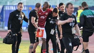 "Левски" определи като "долнопробна лъжа" подозренията за умишлена контузия на Каранга