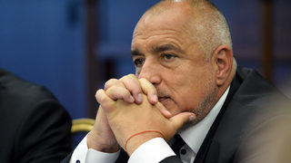 Борисов към Радев: Как авиацията е приземена, след като ще участва във военния парад