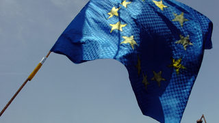 Какво да празнуваме на 8 и 9 май