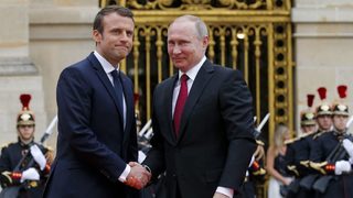Макрон отива в Русия, за да търси общи мнения с Путин по деликатни теми