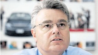 Ерих КЛЕМ: Няма да отваряме вратата пред Китай 