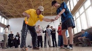 Мистерия е кой съставя тестовете за първолаци