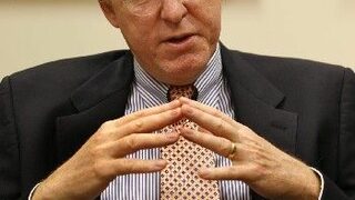 Посланикът на САЩ публично готви с Ути в седмица на американската храна
