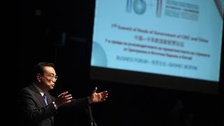 Китай ще се отвори за инвестиции и ще уважава правилата на ЕС, обеща премиерът му в София