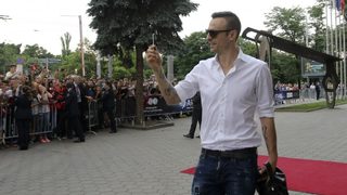 Бербатов продължава да чака добро предложение от чужбина